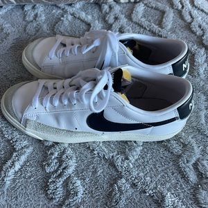 Women’s Nike Blazer Low ‘77 sneakers